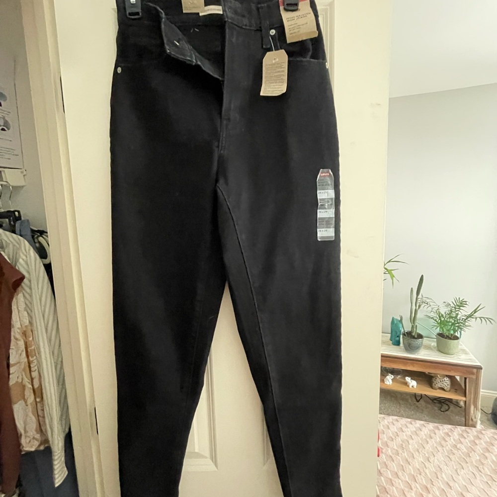 *Donating 5/30* Levi's Women's Black Jeans